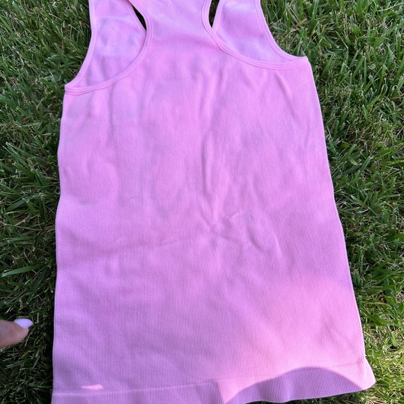 PARIS Tank Top - Picture 4 of 5